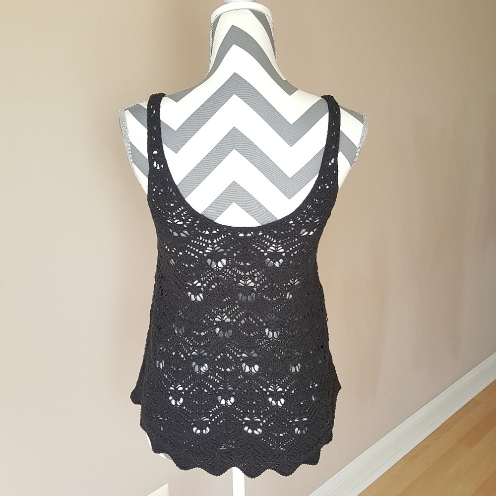 AE Tank Top - Picture 6 of 7